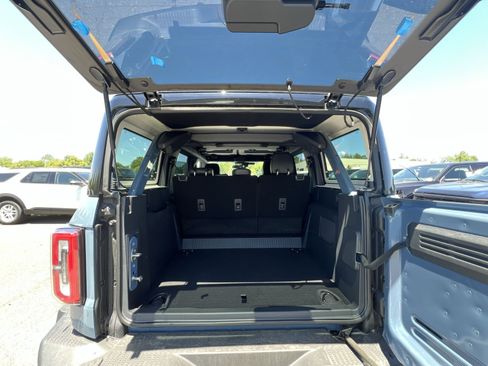 New 2025 Ford Bronco Badlands w/ Sasquatch Package AWD/4WD image 33