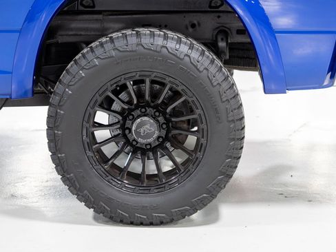 Used 2015 RAM 2500 Tradesman w/ Chrome Appearance Group AWD/4WD image 32