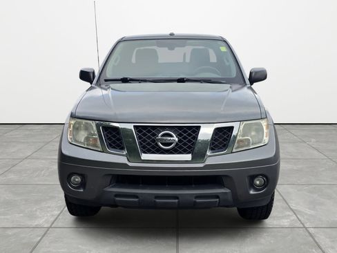 Used 2016 Nissan Frontier SV w/ SV Value Truck Package AWD/4WD image 9