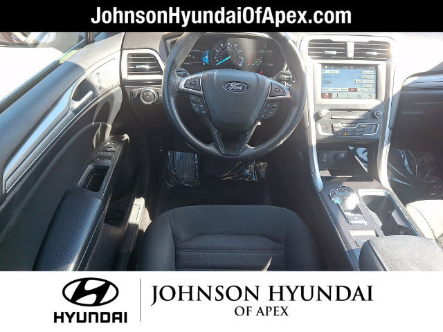 Used 2018 Ford Fusion SE w/ Fusion SE Technology Package FWD image 29