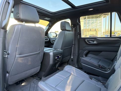 Used 2023 Chevrolet Tahoe RST w/ Luxury Package image 13