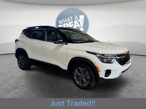 Certified 2024 Kia Seltos S AWD/4WD image 1