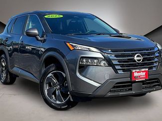 Used 2025 Nissan Rogue SV AWD/4WD video 1
