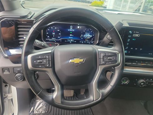 Used 2023 Chevrolet Silverado 1500 LT AWD/4WD image 23