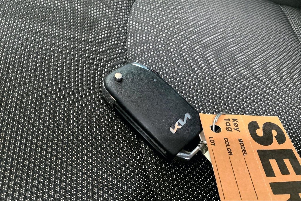 Used 2022 Kia Forte Sedan FWD image 18