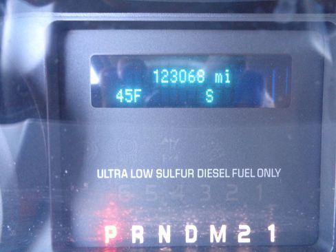 Used 2013 Ford F250 XLT w/ Chrome Pkg image 37