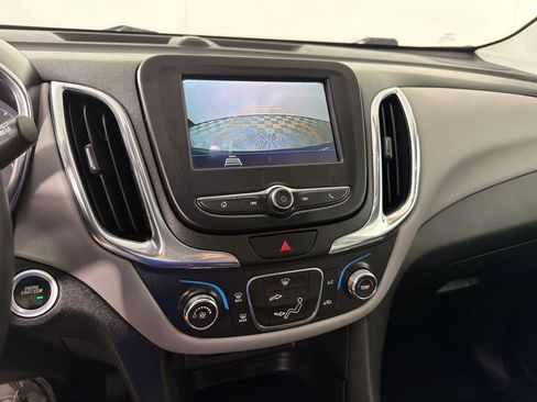 Used 2019 Chevrolet Equinox LS w/ LS Convenience Package FWD image 15