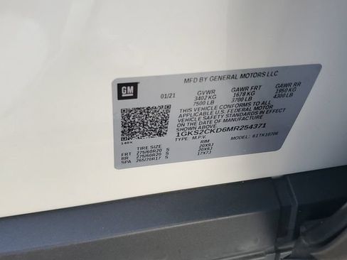 Certified 2021 GMC Yukon AT4 w/ AT4 Premium Plus Package AWD/4WD image 30