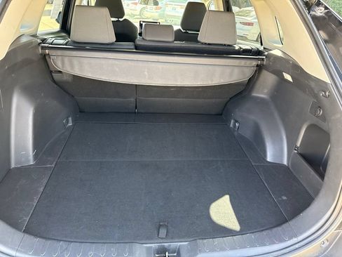 Used 2025 Toyota RAV4 XLE AWD/4WD image 16