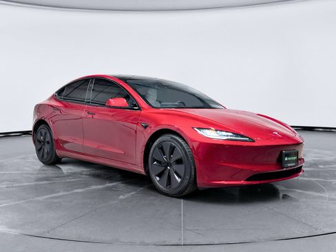 Used 2025 Tesla Model 3 Long Range AWD/4WD image 4