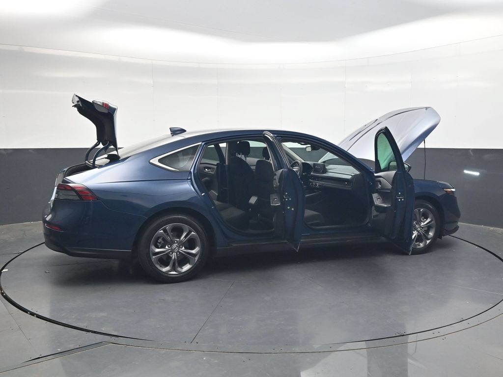 Certified 2024 Honda Accord EX image 35