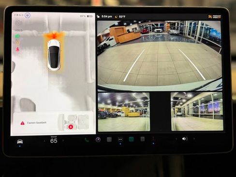 Used 2023 Tesla Model 3 Standard Range image 34