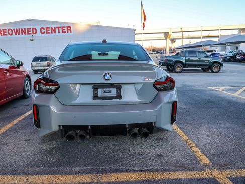 Used 2024 BMW M2 w/ Lighting Package image 9