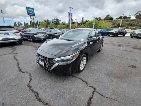 Used 2024 Nissan Sentra S FWD image 4
