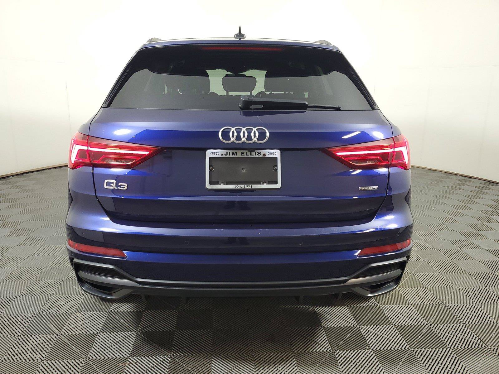 Used 2021 Audi Q3 2.0T Premium Plus AWD/4WD image 5