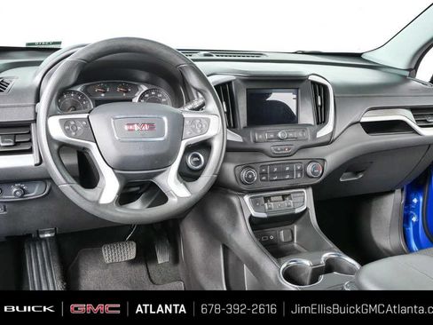 Certified 2024 GMC Terrain SLE FWD image 17