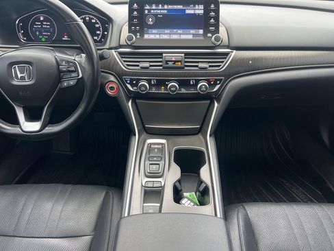 Used 2020 Honda Accord Touring image 13