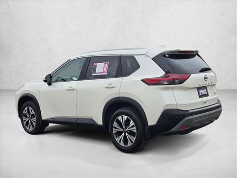 Used 2023 Nissan Rogue SV w/ SV Premium B Package image 7