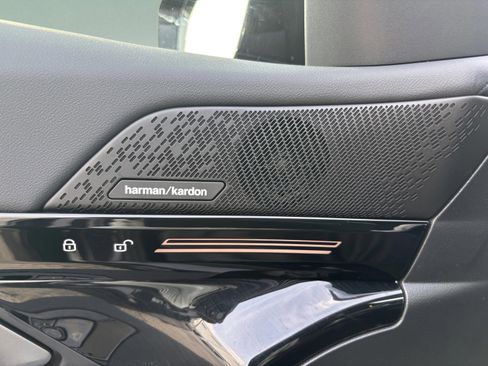 New 2026 BMW 530i w/ M Sport Package image 19