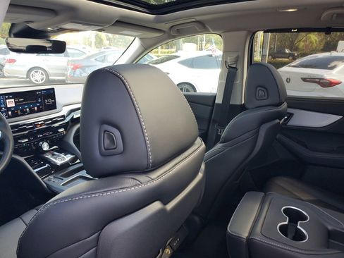 Used 2026 Acura MDX w/ Technology Package image 11