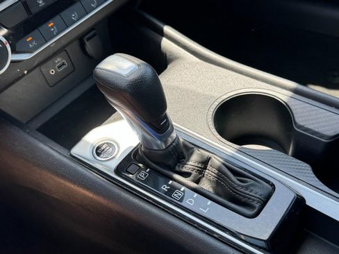 Used 2023 Nissan Altima 2.5 S FWD image 21