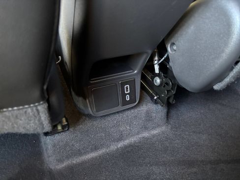 Used 2025 Buick Encore GX Preferred FWD image 18