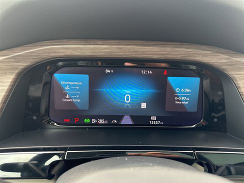 Certified 2024 Volkswagen Atlas SEL Premium R-Line image 21