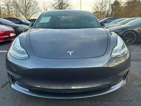 Used 2020 Tesla Model 3 Performance image 3