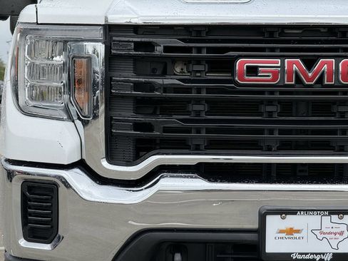 Used 2020 GMC Sierra 2500 4x4 Crew Cab w/ Convenience Package image 8