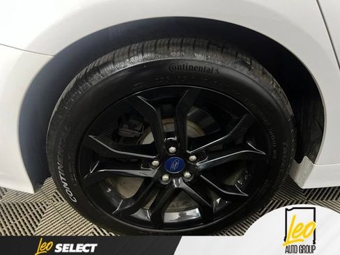 Used 2020 Ford Fusion SE w/ Equipment Group 151A FWD image 24