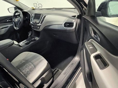 Used 2023 Chevrolet Equinox LS w/ Midnight Edition FWD image 21