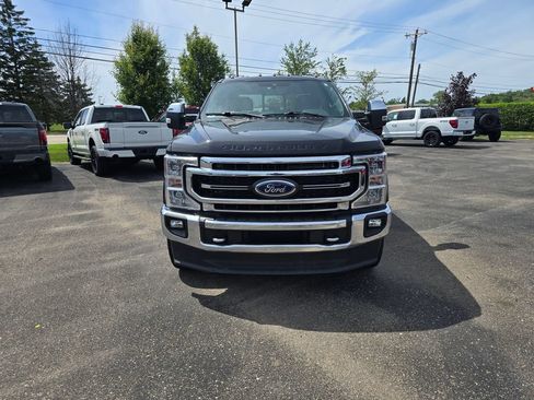 Certified 2022 Ford F250 Lariat w/ Chrome Package AWD/4WD image 8