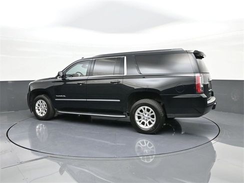 Used 2019 GMC Yukon XL SLE w/ Convenience Package image 14