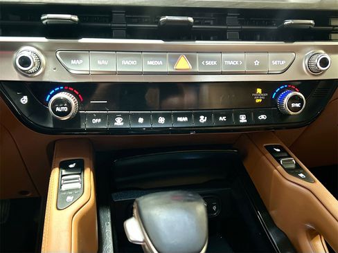 Used 2023 Kia Telluride EX X-Line image 16