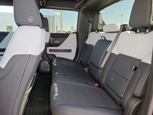 New 2025 GMC Hummer EV 2X AWD/4WD image 19