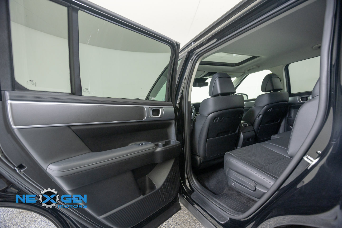Used 2025 Hyundai Santa Fe XRT AWD/4WD image 29