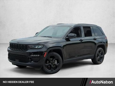 Used 2023 Jeep Grand Cherokee Limited w/ Black Appearance Package RWD image 1