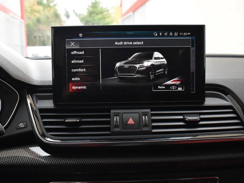 Used 2023 Audi SQ5 Premium Plus w/ Premium Plus Package image 33