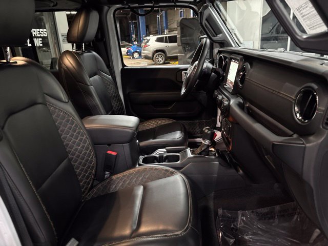 Used 2022 Jeep Gladiator Overland AWD/4WD image 35