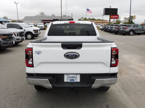 New 2025 Ford Ranger XLT w/ Chrome Accent Package image 5