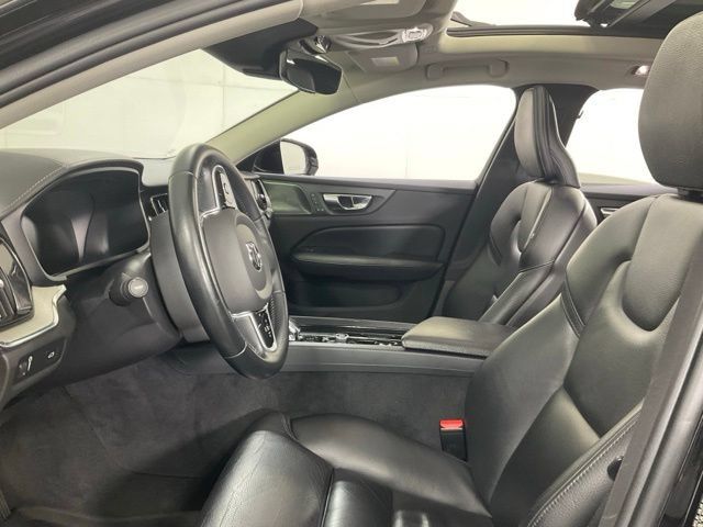Certified 2022 Volvo S60 B5 Inscription AWD/4WD image 28