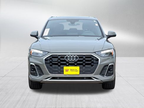 Used 2023 Audi Q5 2.0T Premium Plus w/ Premium Plus Package AWD/4WD image 2