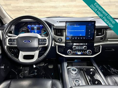 Used 2024 Ford Expedition Max XLT AWD/4WD image 2