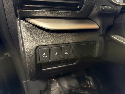 Used 2024 Mitsubishi Eclipse Cross SE AWD/4WD image 15