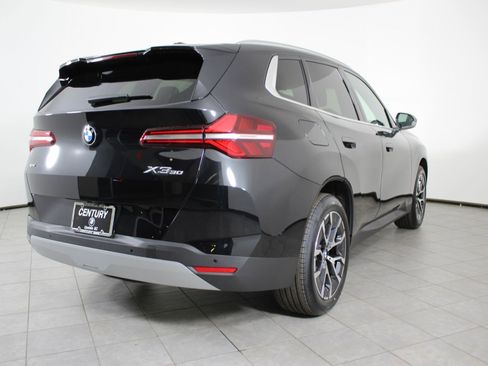 New 2026 BMW X3 xDrive30 w/ Premium Package image 9