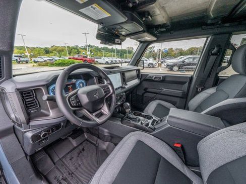 Used 2025 Ford Bronco Big Bend image 32