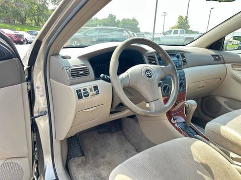 Used 2006 Toyota Corolla LE w/ Audio Value Pkg FWD image 17