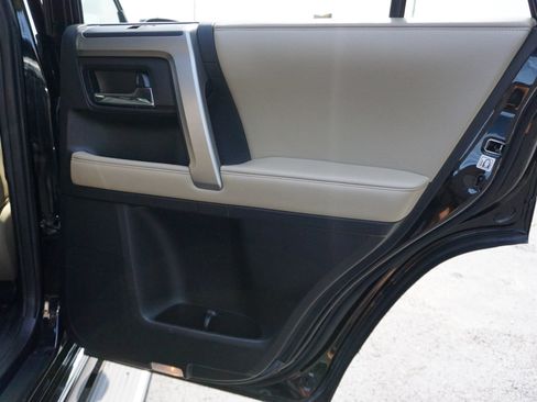 Used 2016 Toyota 4Runner Limited AWD/4WD image 13