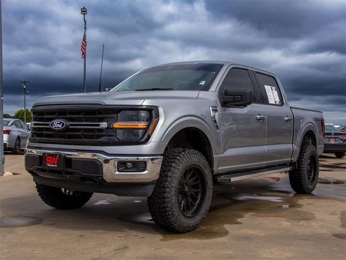 Used 2024 Ford F150 XLT image 8