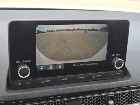 Used 2023 Honda Civic Sport image 8